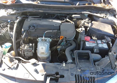 2016 Honda Accord Ex-L z USA, uszkodzony, nr VIN 1HGCR2F97GA175372